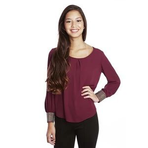 IZ Byer size M purple peasant blouse with embellished gold metal cuffs